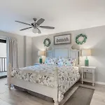 Watercrest 210- Sleeps 12 - Thomas Drive Retreat
