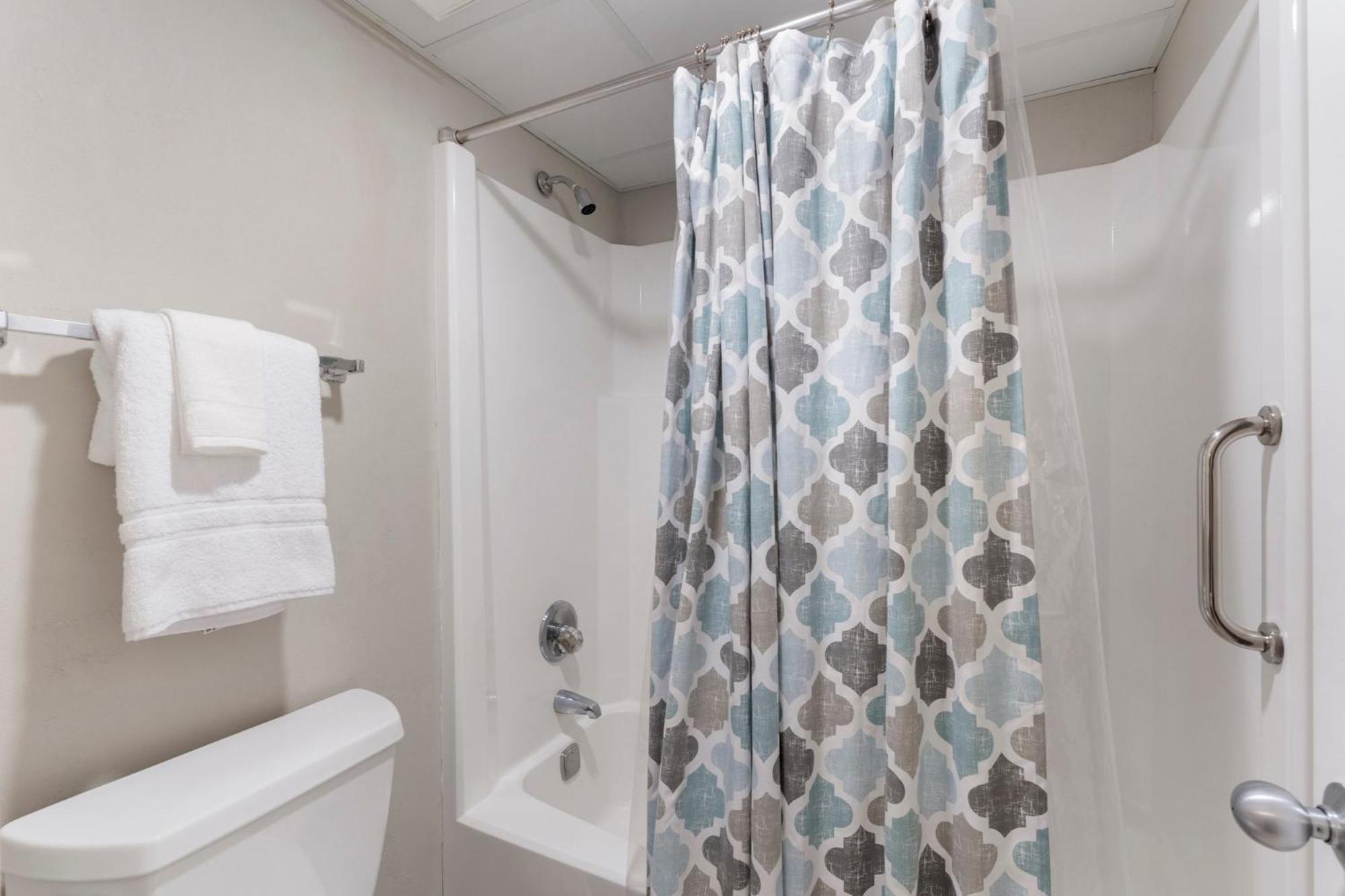 Apartment Watercrest 210- Sleeps 12 - Thomas Drive Retreat Panama City Beach