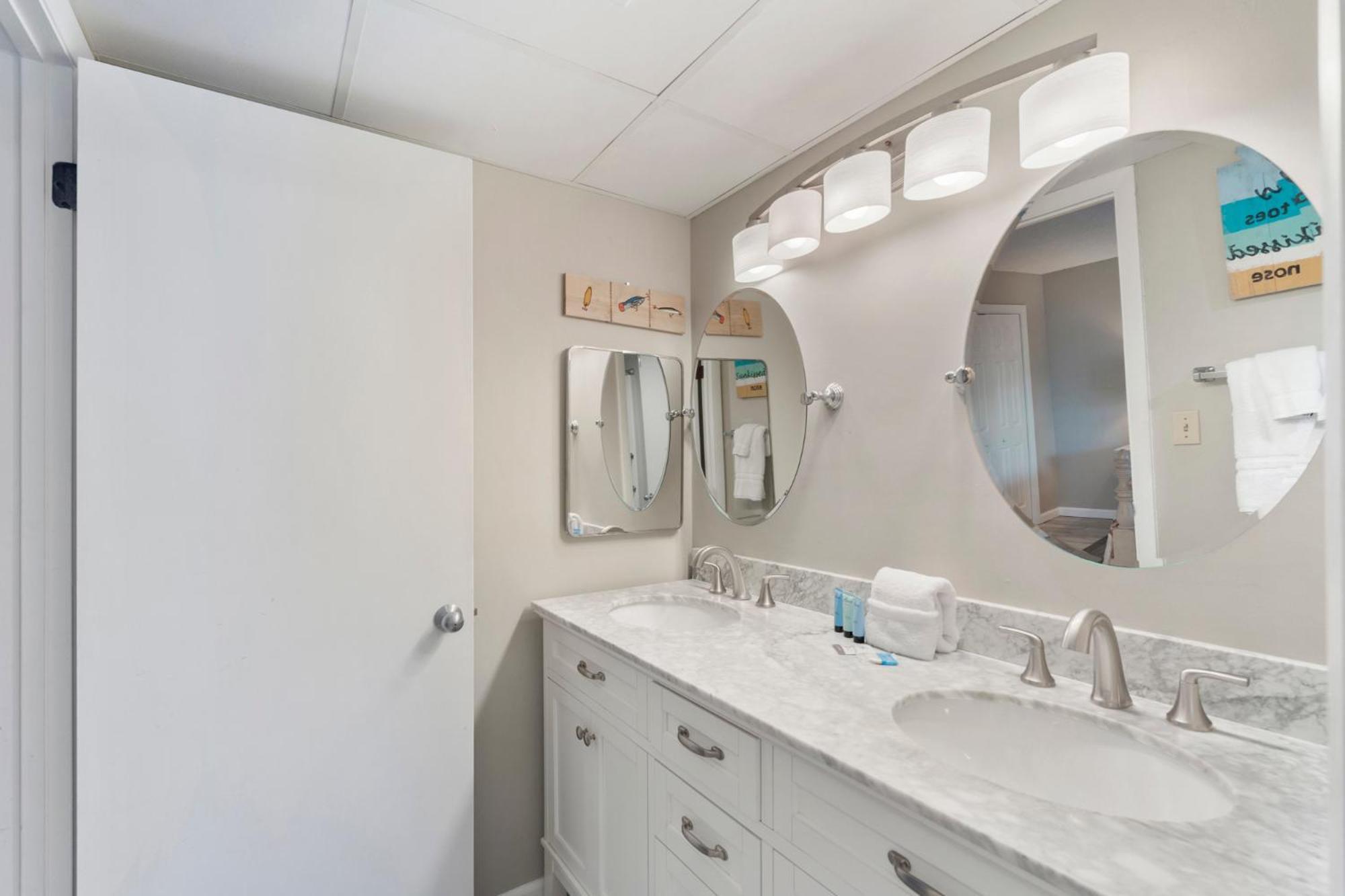 Apartment Watercrest 210- Sleeps 12 - Thomas Drive Retreat Panama City Beach